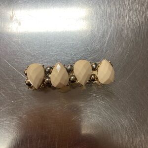 Unlisted Cream Teardrop & Metallic Bead Stretch bracelet